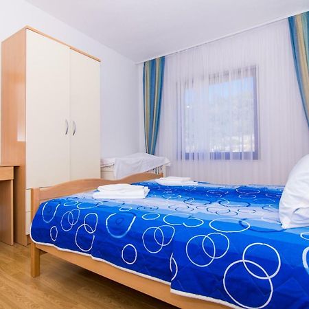 Apartments Jozic Seget Vranjica Exterior photo