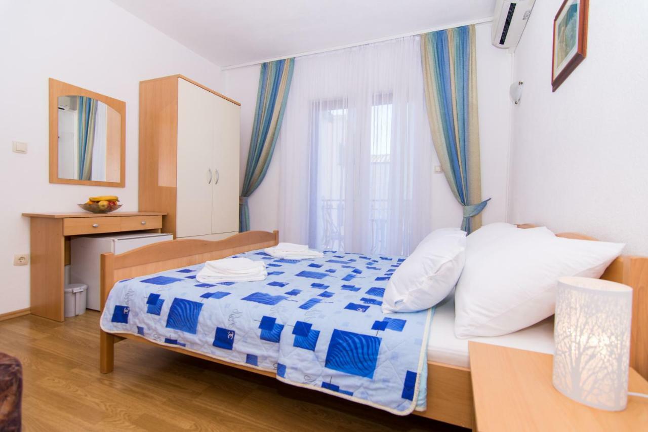Apartments Jozic Seget Vranjica Exterior photo