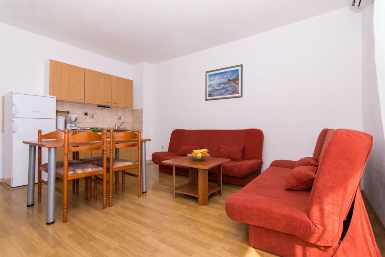 Apartments Jozic Seget Vranjica Exterior photo